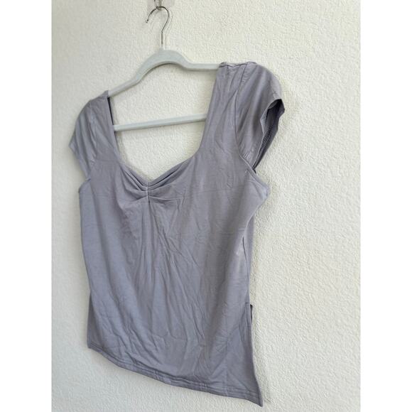 NWT Women's Gray Short Sleeve Bodycon Top Shirt Medium - Picture 5 of 9